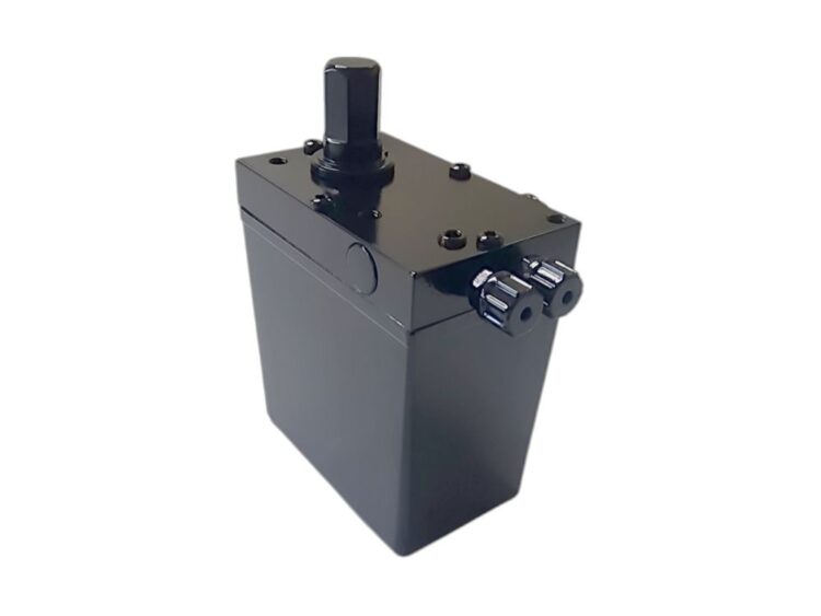 Cabin Tilt Pump - CF65/CF75/CF85 (00-13) - Image 3