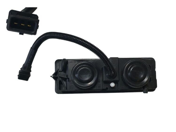 Fog Lamp R/H - Rectangle - LF45/55 (01-14) - Image 3