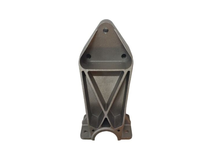 Mud Guard Bracket R/H = L/H - XF105 (05-13) - Image 2