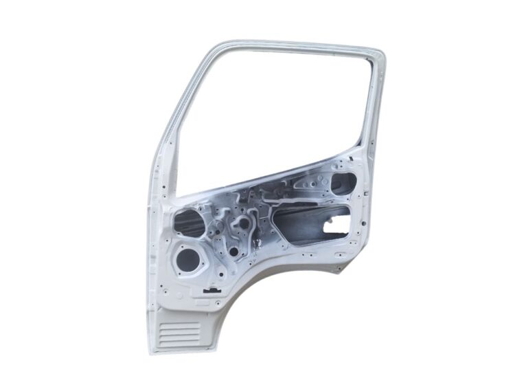 Door Shell R/H - Single Flasher - Narrow Cab - Painted White - 300 Series/Dutro (10/11-On) - Image 2