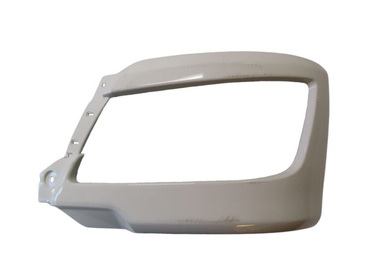500 SERIES, FC, HI500, HINO, Japanese Makes- Front Bumper Bar End - RH Right Hand (Drivers Side) – FC – Second Hand – 500 Series (17-On), HI500-000-2SH
