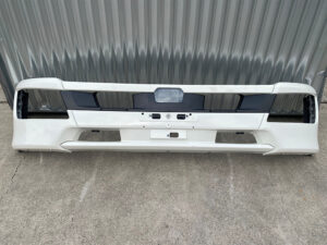 500 SERIES, FD, FE, HI500, HINO, Japanese Makes- Front Bumper Bar Complete – FD/FE – Second Hand – 500 Series (17-On), HI500-000-A00SH
