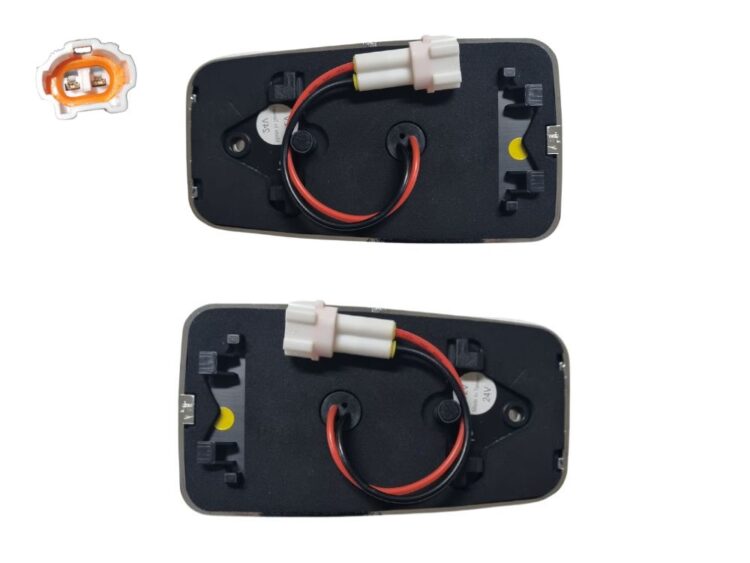 Door Flasher R/H = L/H - Clear - With Chrome Mould - LED - Sold As a Pair - 500 Series (17-On) - Image 2