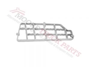 Lower Step Plate to suit Hino Dolphin 1982-1991 models.