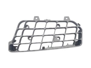 Mitsubishi/Fuso Shogun Step Plate R/H - Lower - With Reflector - Alloy - 360/400/460/530 (2018-On)