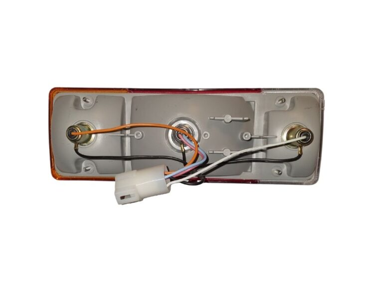 Tail Lamp R/H - YY1/LY1/LY2/LH2/BU1/BU2 (95-01) - Image 4