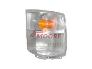 DUTRO, DYNA, HINO, Japanese Makes, TOYOTA, TY69, TY69, XZU3, XZU3, XZU4, XZU4- Park Lamp With Flasher – RH Right Hand (Drivers Side) – XZU3/XZU4 (00-11), TY69-230E-1, 81611-25010