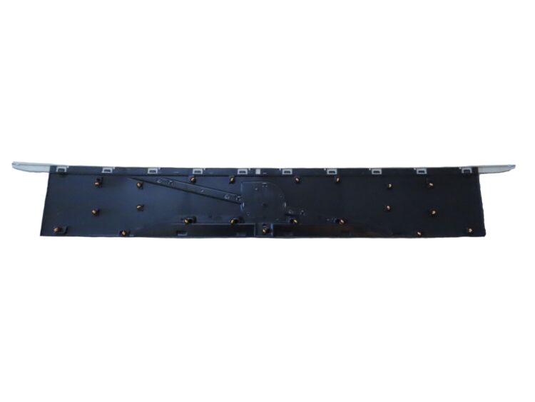 Front panel Grille Upper - FM (20-On) - Image 3